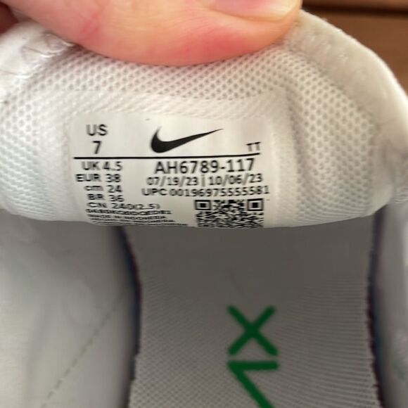 Nike Air Max 270 White/Green Shock Women Size 7(AH6789-117) - Picture 11 of 11